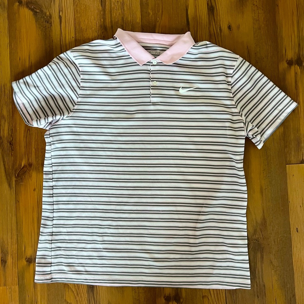 Nike Dri-Fit Short Sleeve Shirt